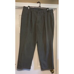 MEN's Khaki Pants ~ Dockers Olive Green Size 40 x 30; Men's Size 40 Dress Pants